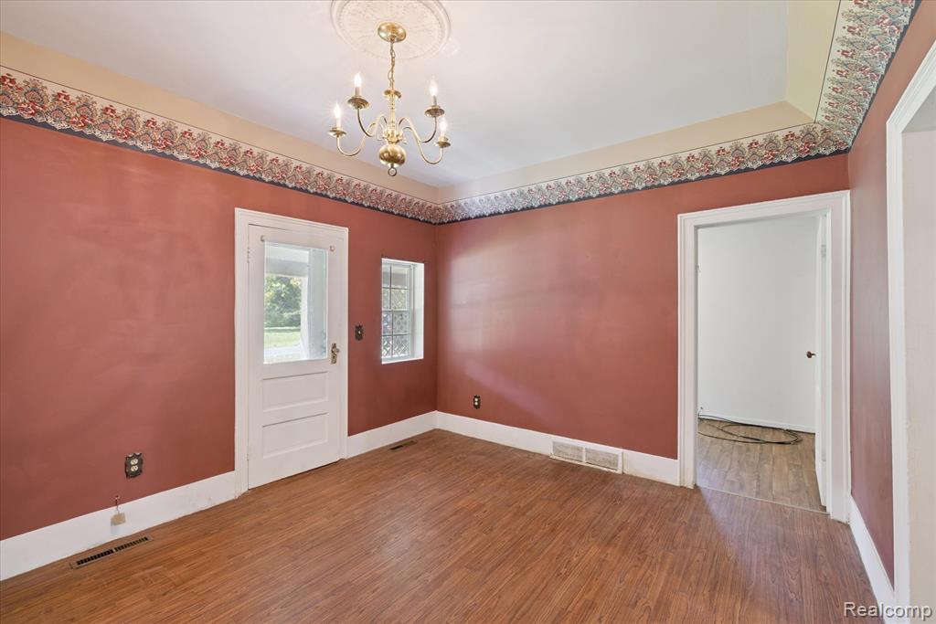 603 N Line Street, Chesaning, MI 48616 — Photo 5