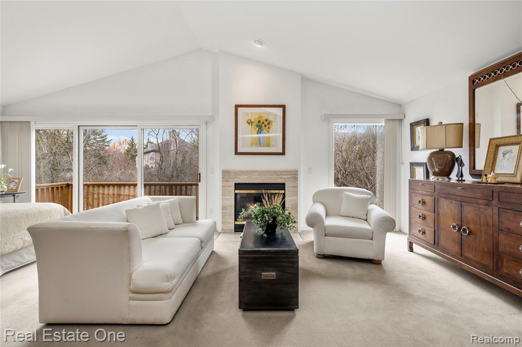 7026 Daventry Woods Drive, West Bloomfield, MI — Photo 25