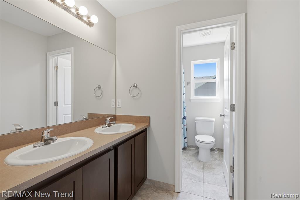 7301 VILLAGE PARK Drive, Independence, MI — Photo 40