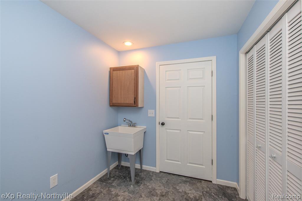 1765 Parker Road, Holly, MI 48442 — Photo 24