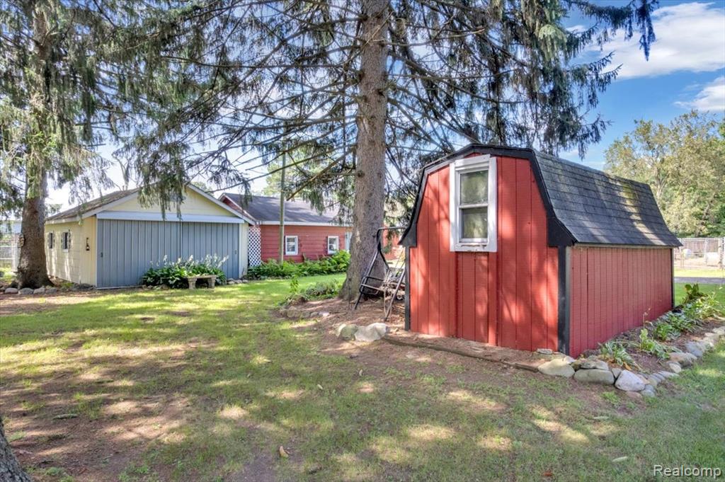 1381 Roods Lake Road, Lapeer, MI 48446 — Photo 29