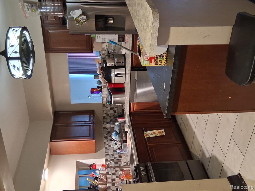 22440 Pembroke Avenue, Detroit, MI 48219 — Photo 6