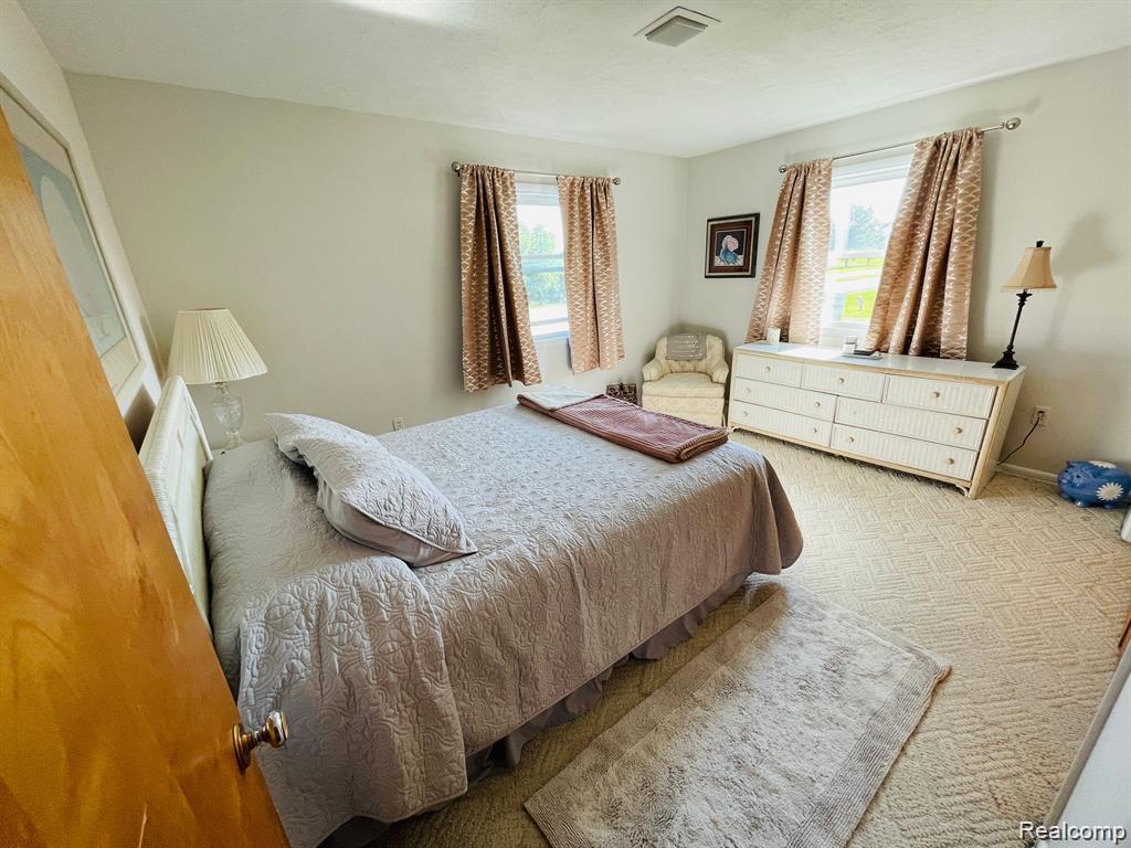 11424 W Corunna Road, Lennon Vlg, MI 48449 — Photo 8