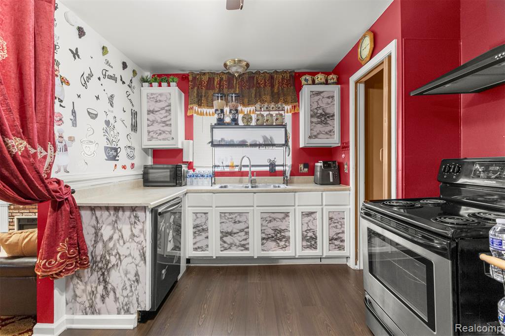 7601 Stout Street, Detroit, MI 48228 — Photo 9