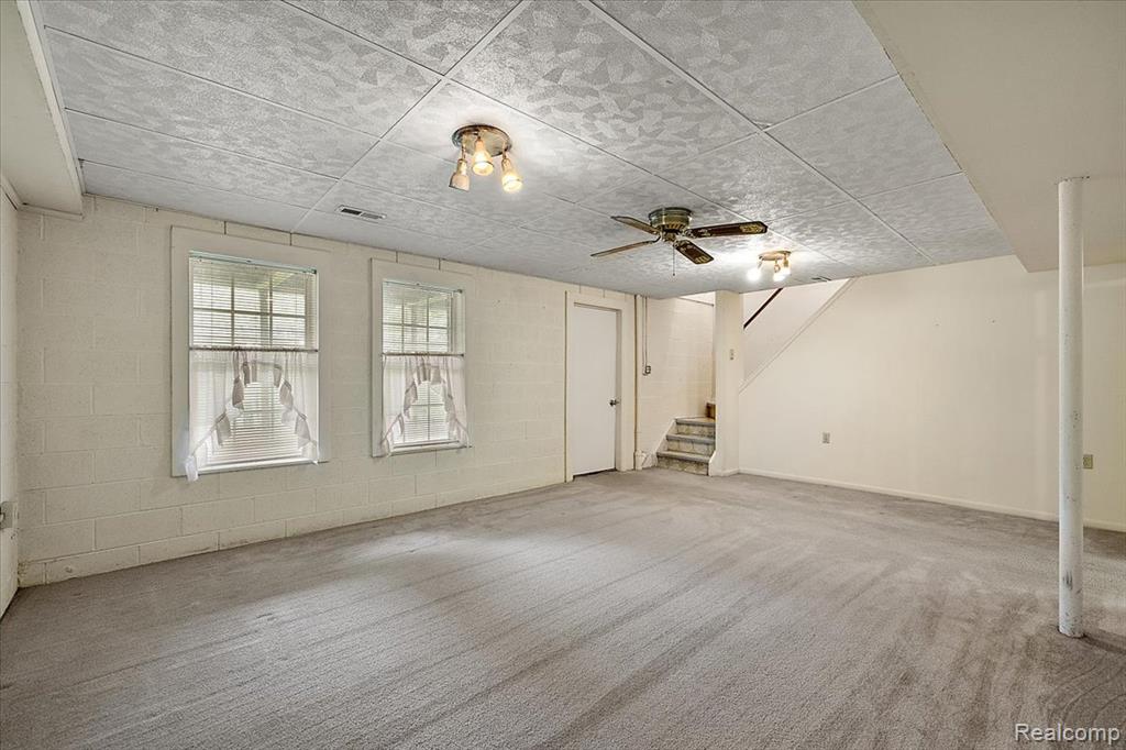 2947 SUN TERRACE Drive, Hartland, MI 48353 — Photo 38
