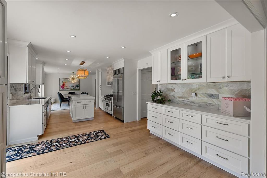 706 Great Oaks Drive, Bloomfield Hills, MI 48304 — Photo 35