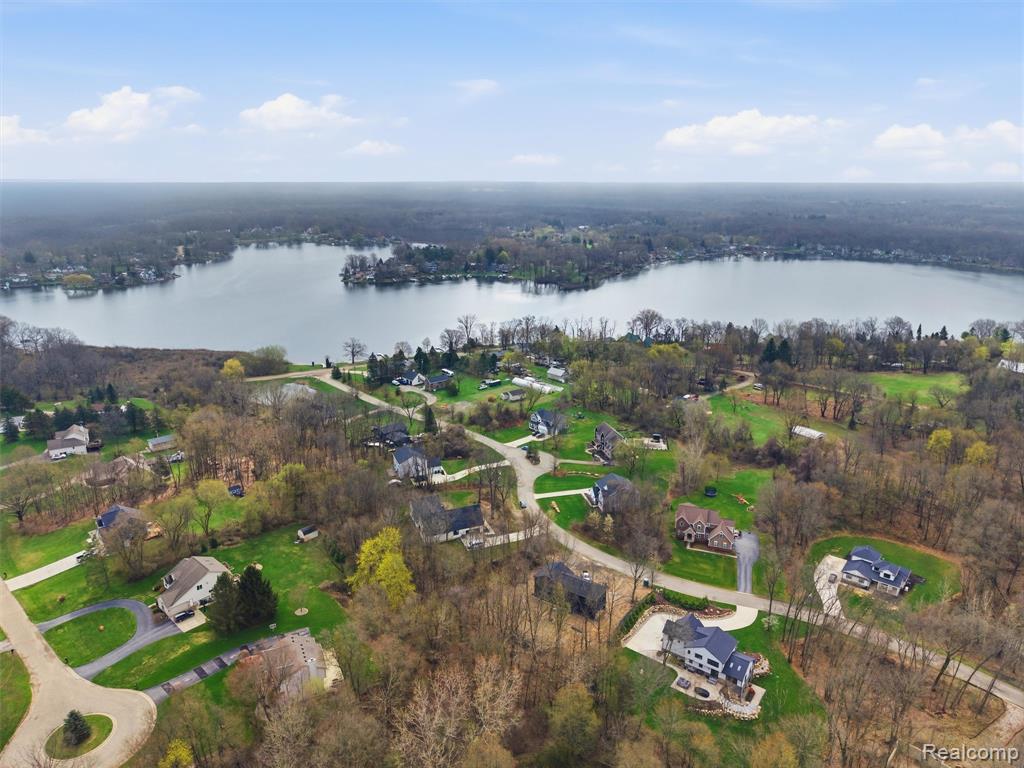 11810 Scenic Valley, Davisburg, MI 48350 — Photo 40