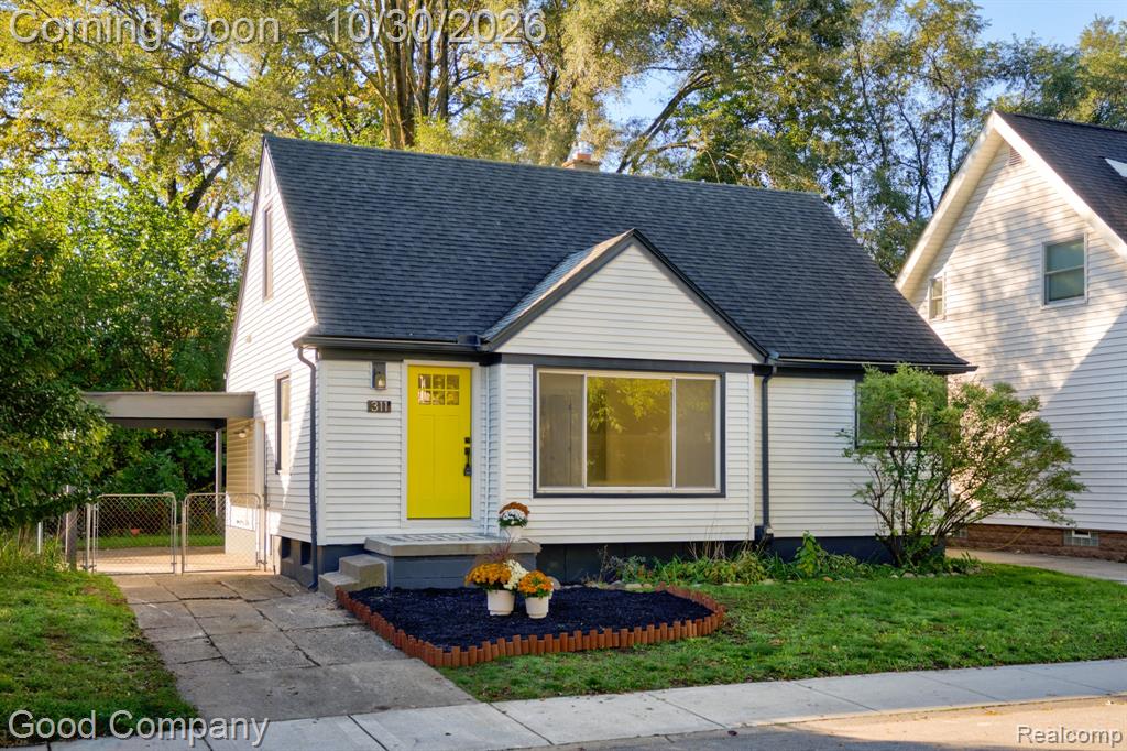 311 Adams Court, Ferndale, MI 48220