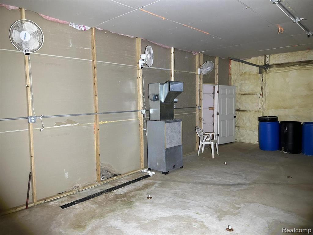 62769 Walnut Street, Bangor, MI 49013 — Photo 18