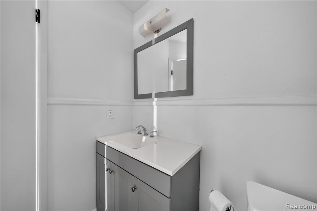151 E. Mchattie, South Lyon, MI 48178 — Photo 7