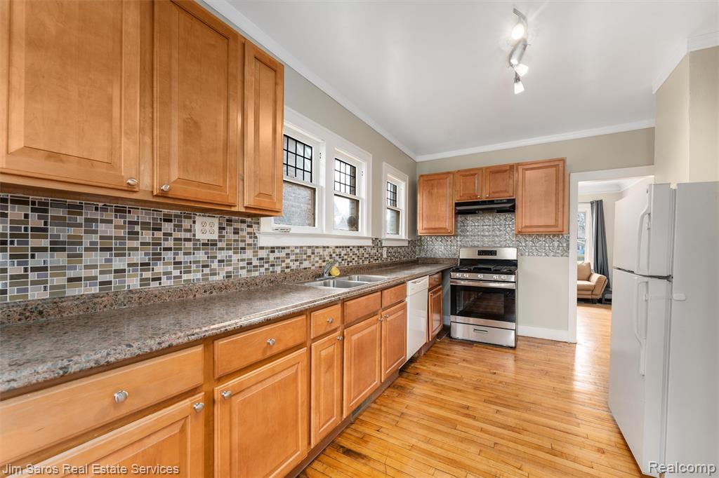 4836 Kensington Avenue, Detroit, MI 48224 — Photo 10