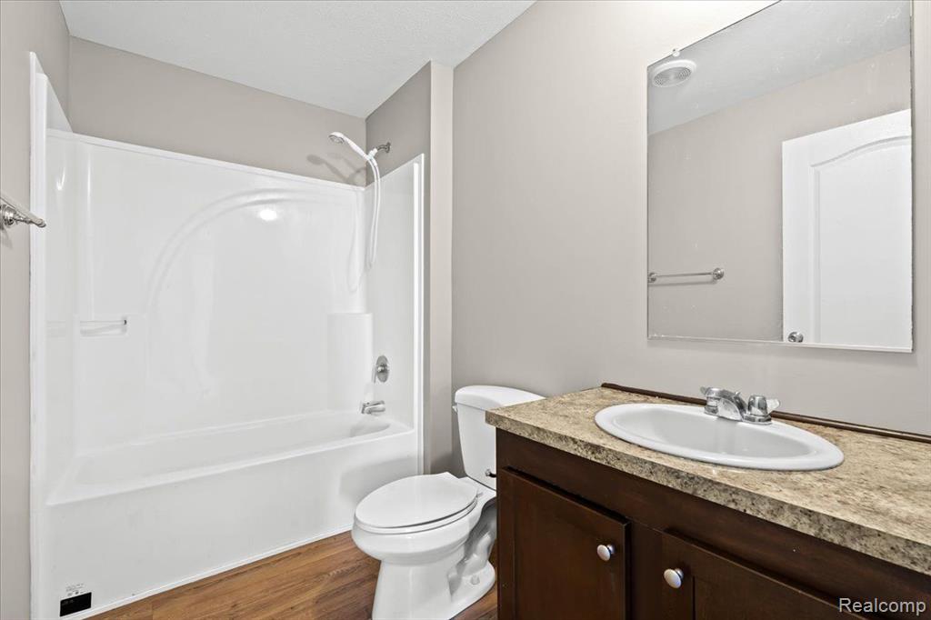 11934 CEDARBROOK Drive, South Lyon, MI 48178 — Photo 16