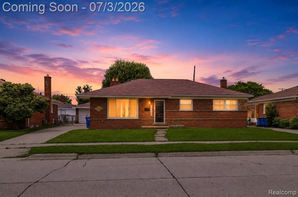 11085 Busch Avenue, Warren, MI 48089