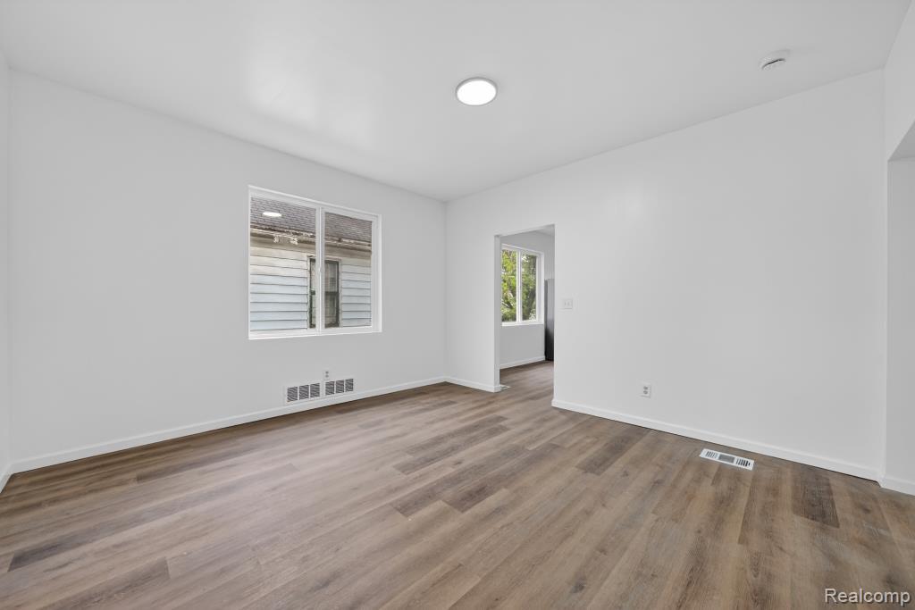 13735 Gable Street, Hamtramck, MI 48212 — Photo 8
