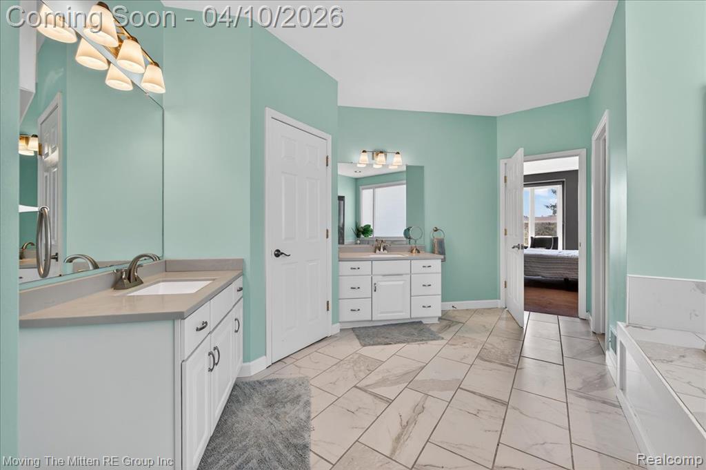 6977 Kennesaw Road, Canton, MI 48187 — Photo 32