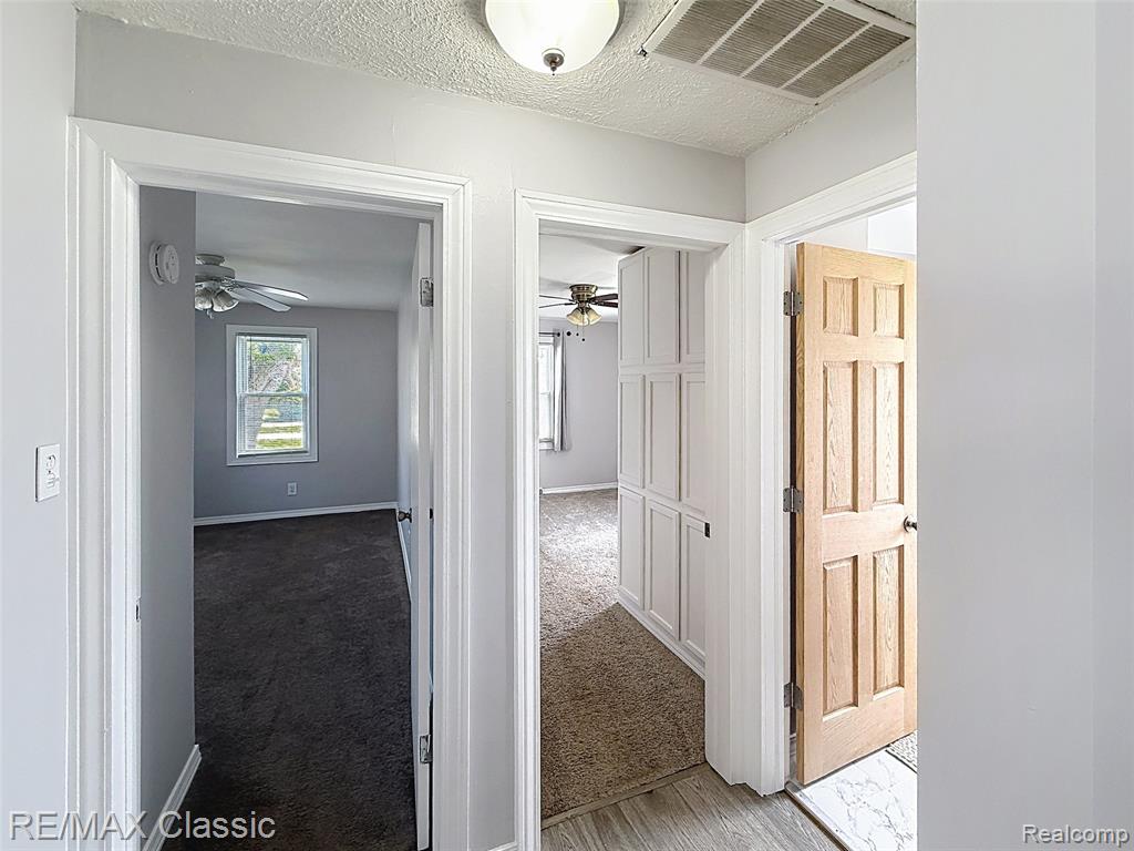 28455 Birchlawn Street, Garden City, MI — Photo 11