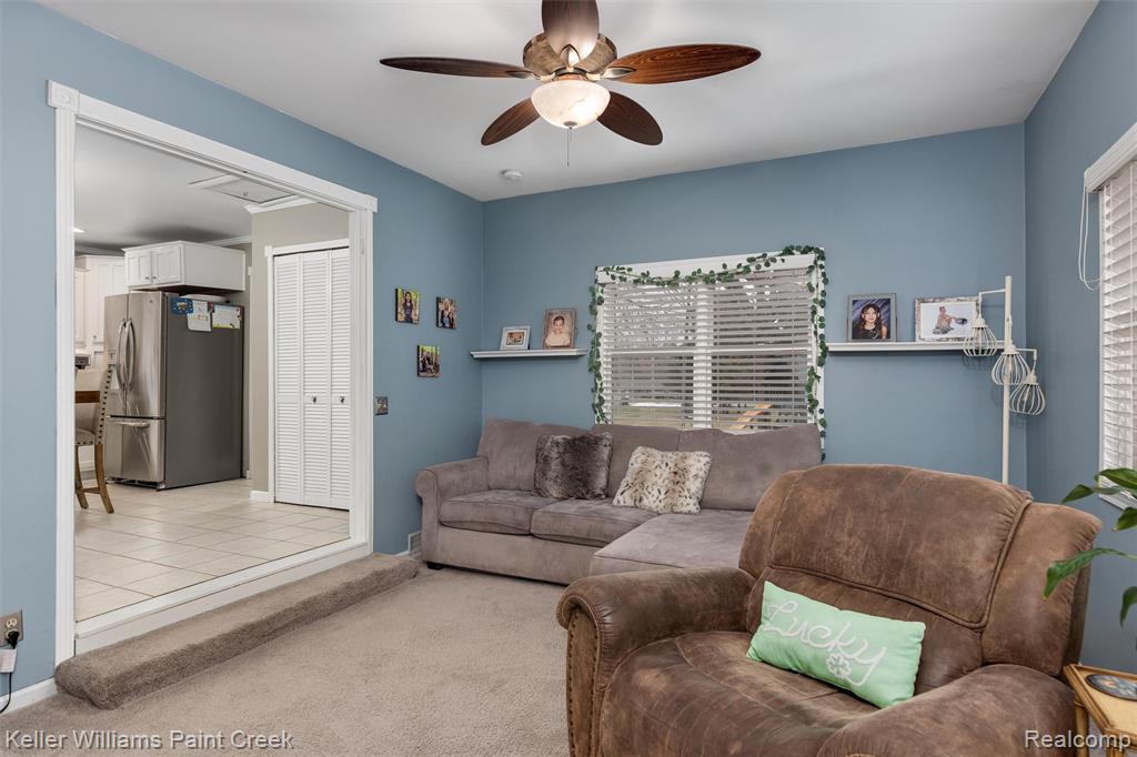 625 Driftwood Avenue, Rochester Hills, MI 48307 — Photo 15