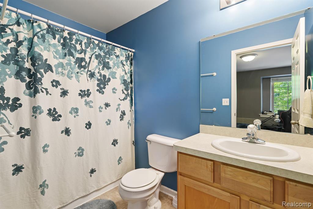 7183 Magnolia Lane, Waterford, MI 48327 — Photo 16