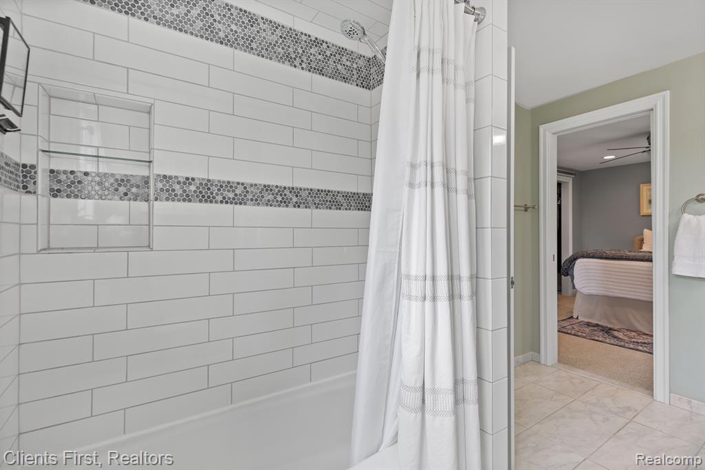 9193 HACKBERRY Avenue, Plymouth, MI 48170 — Photo 23