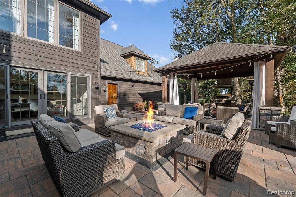 25325 Devon Lane, Franklin, MI 48025 — Photo 37