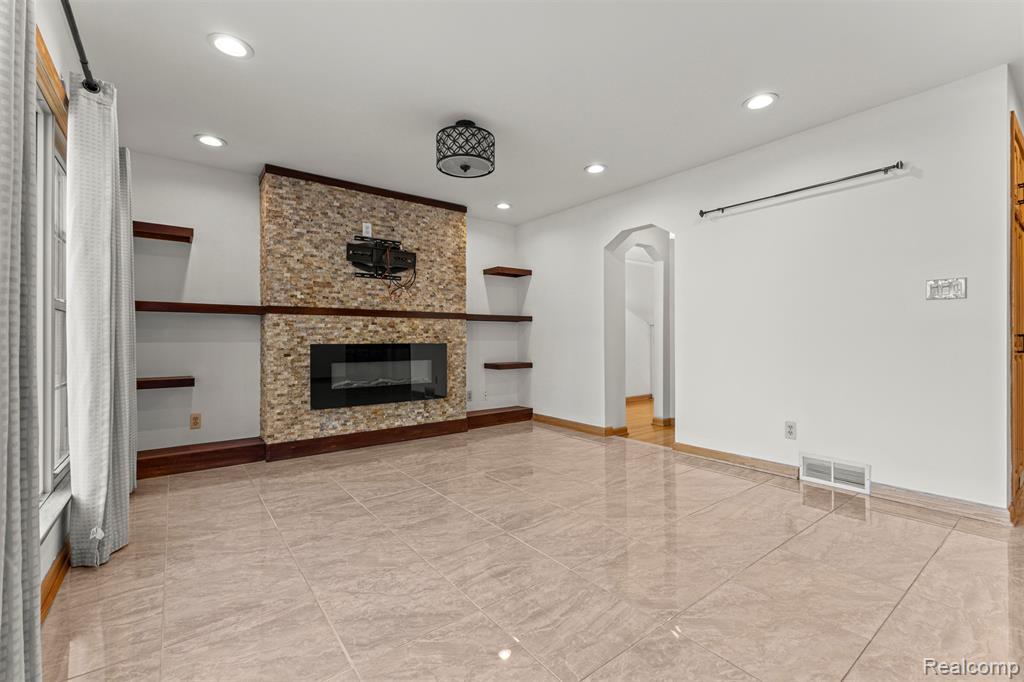 411 S Lafayette Street, Dearborn, MI 48124 — Photo 21