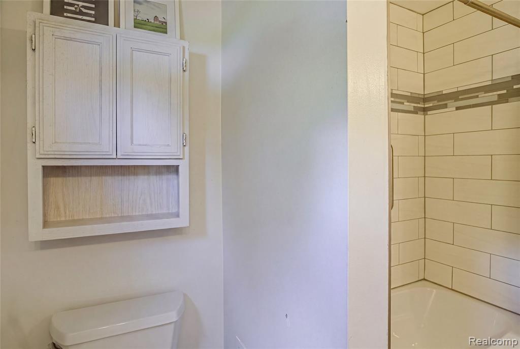 7878 Charrington Drive, Canton, MI 48187 — Photo 14