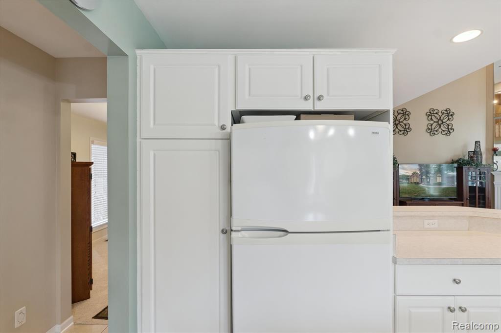 47509 Brockmor Drive, Shelby Twp, MI 48315 — Photo 15