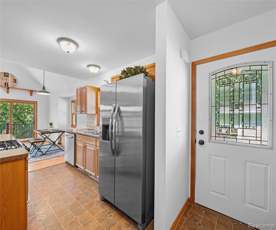 11252 Hiland Court, Pinckney, MI 48169 — Photo 22