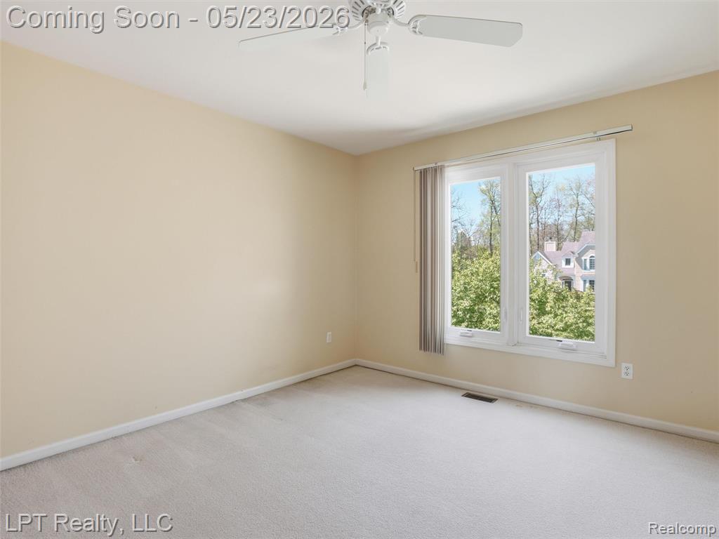 860 Troon, Highland, MI — Photo 27
