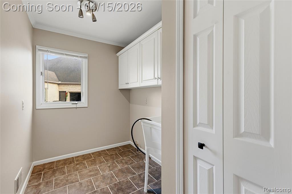 14855 Brompton Court, Shelby Twp, MI 48315 — Photo 13