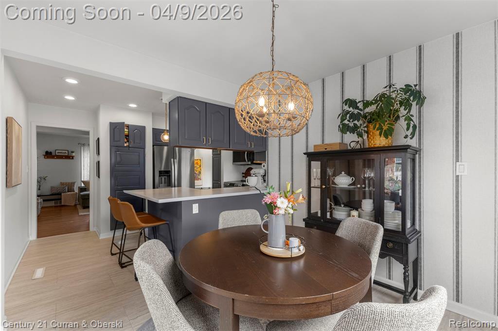 401 Walnut Avenue, Royal Oak, MI 48073 — Photo 23