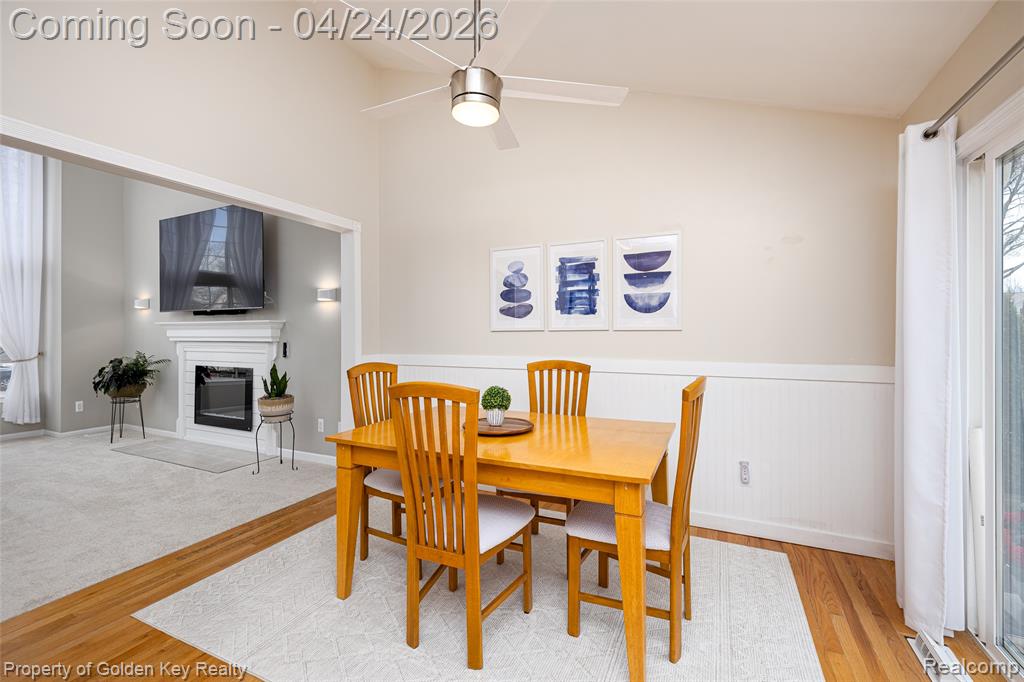 403 S Pine Creek Court, Waterford, MI 48327 — Photo 11
