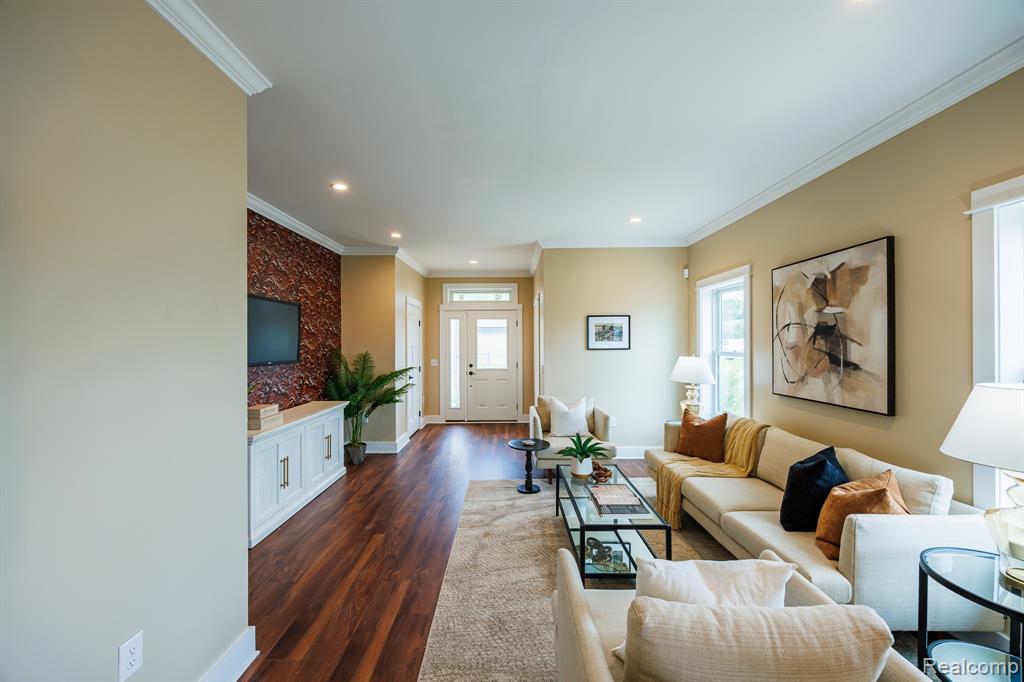 211 W Fifth Avenue, Flint, MI 48502 — Photo 7