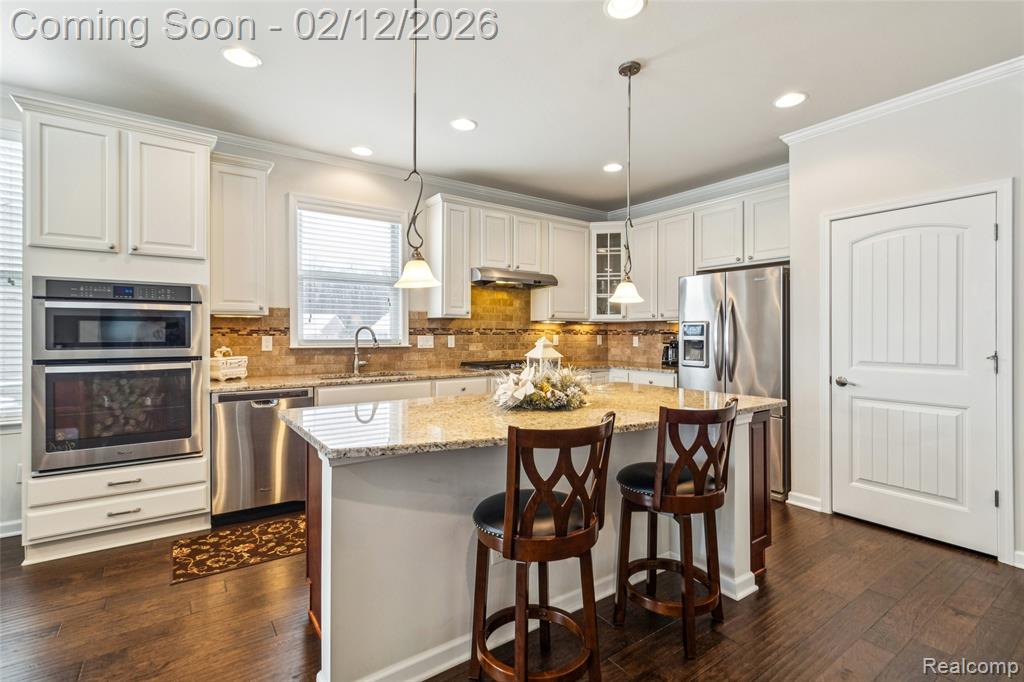 9431 Pine Valley Drive, Grand Blanc, MI, 48439