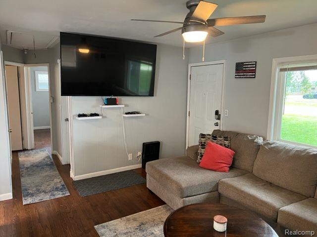 5160 HATCHERY Road, Waterford, MI 48329 — Photo 13
