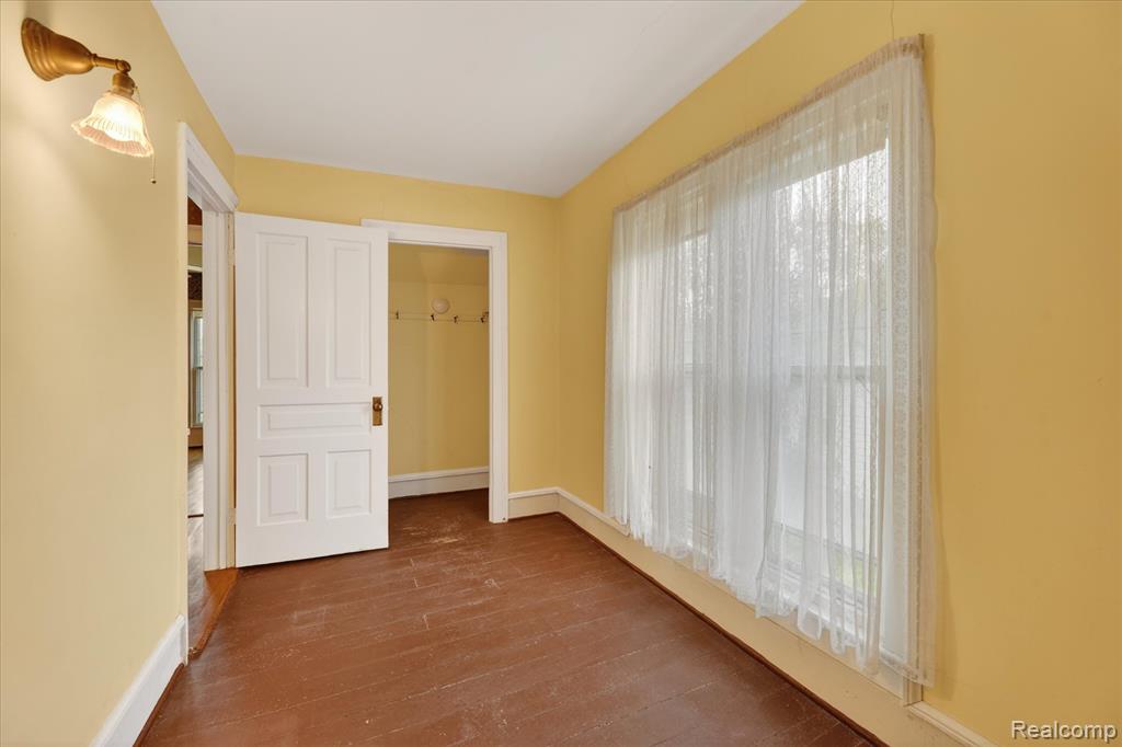 516 W Washington Street, Howell, MI 48843 — Photo 19