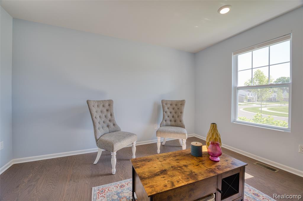 14212 Laurelwood Drive, Van Buren, MI 48111 — Photo 10