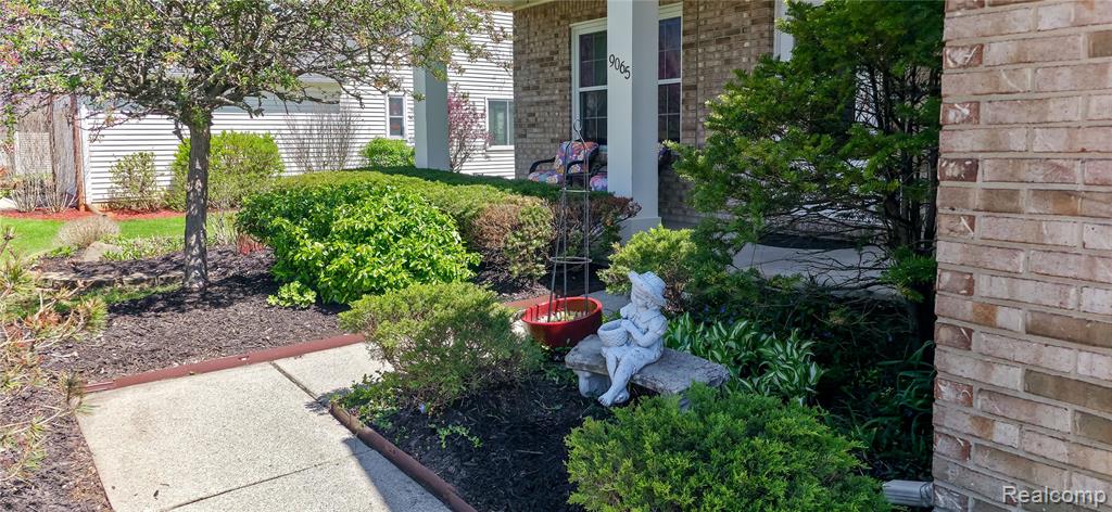 9065 Timbercrest Lane, Whitmore Lake, MI 48189 — Photo 3