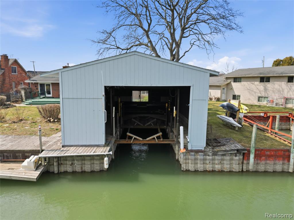 49750 Nautical Drive, Chesterfield, MI 48047 — Photo 32
