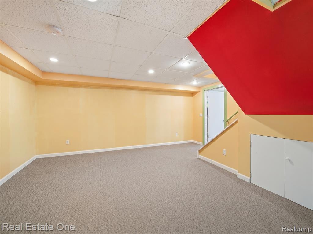 8135 Kimble Drive, Pinckney, MI 48169 — Photo 28