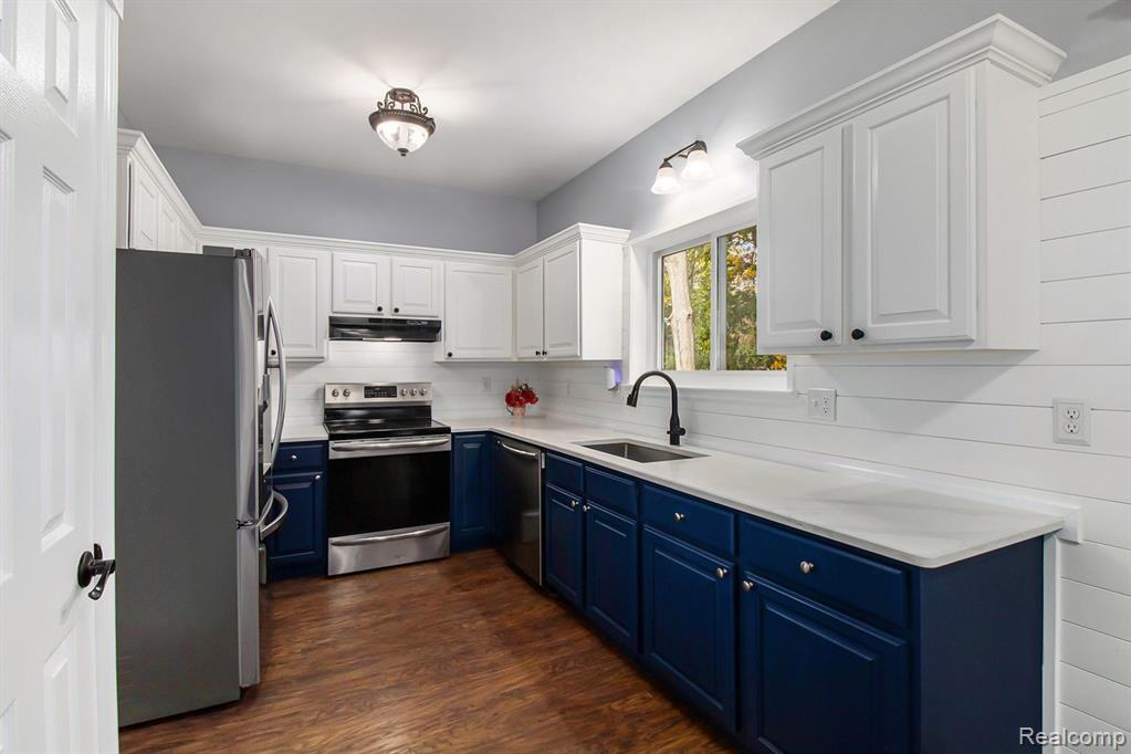 3289 Hilltop Drive, Holly, MI 48442 — Photo 11