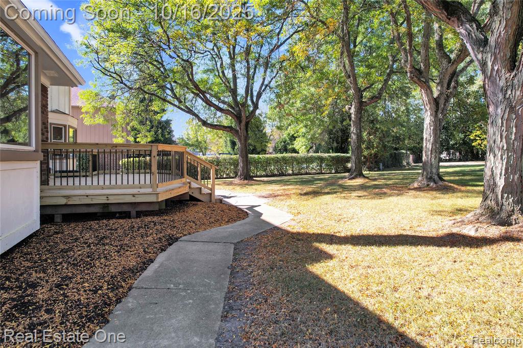 5275 Cheltenham Drive, Troy, MI 48098 — Photo 49