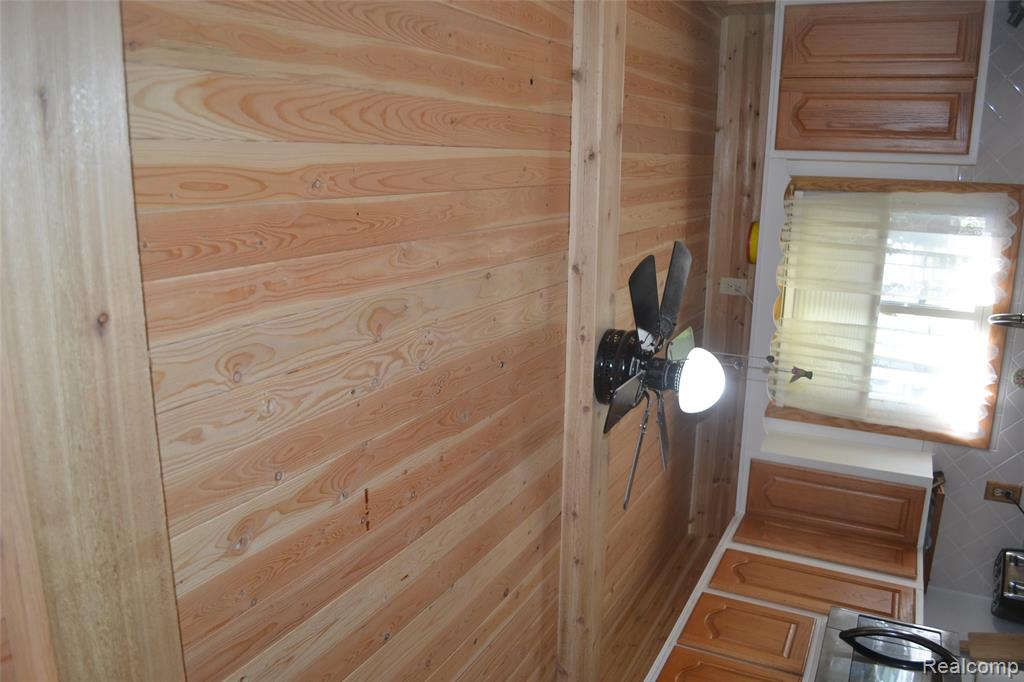 2347 E Bay Ridge Drive, Au Gres, MI 48703 — Photo 12