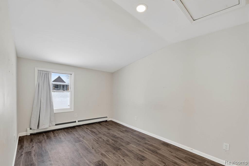 2754 Fishermans Drive, Highland, MI 48356 — Photo 15