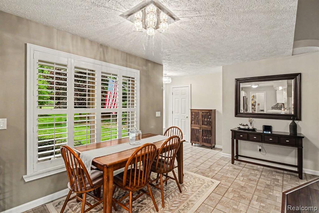 5183 Owosso Road, Fowlerville, MI 48836 — Photo 9