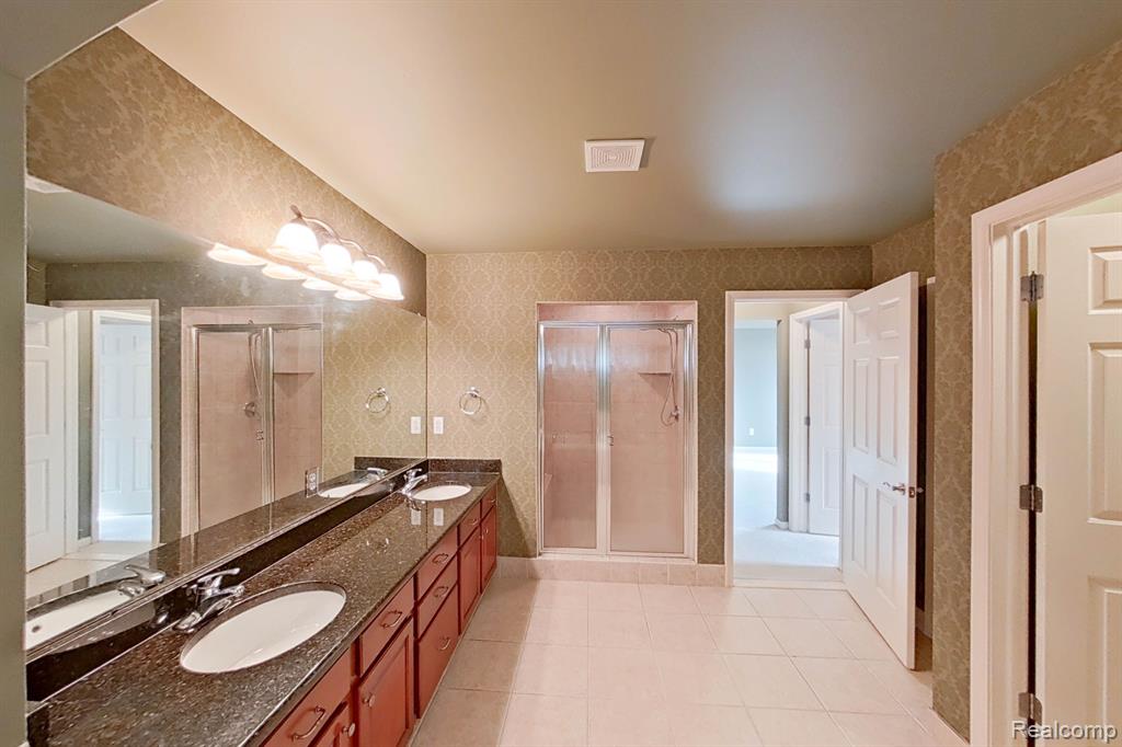 50610 HAWTHORNE Court, Northville, MI 48168 — Photo 35