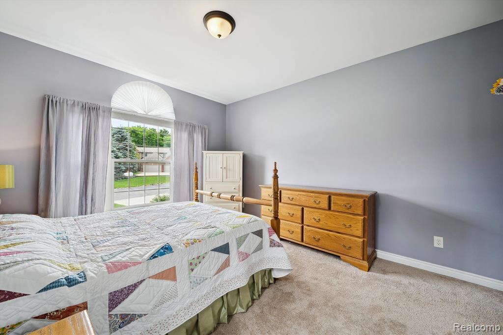 9566 KINGSWAY Circle, Clarkston, MI 48348 — Photo 30