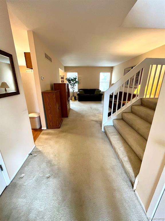36641 DEERHURST Street S, 10, Westland, MI — Photo 9