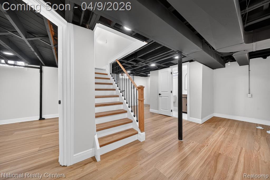205 Royal Park Lane, Madison Heights, MI 48071 — Photo 34