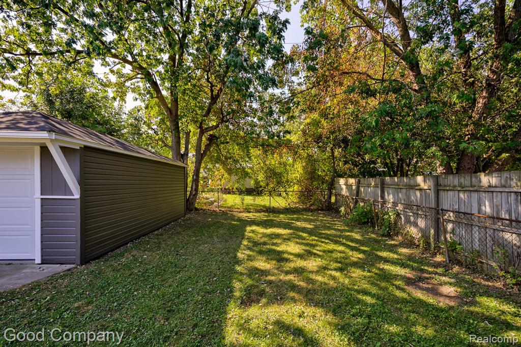 7276 Packard Avenue, Warren, MI 48091 — Photo 24